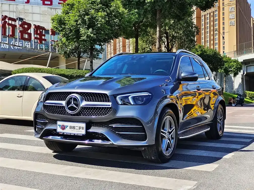 Mercedes-Benz GLE — фото 1