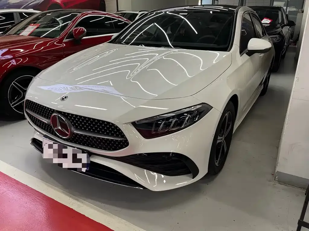 Mercedes-Benz A-Class — фото 1