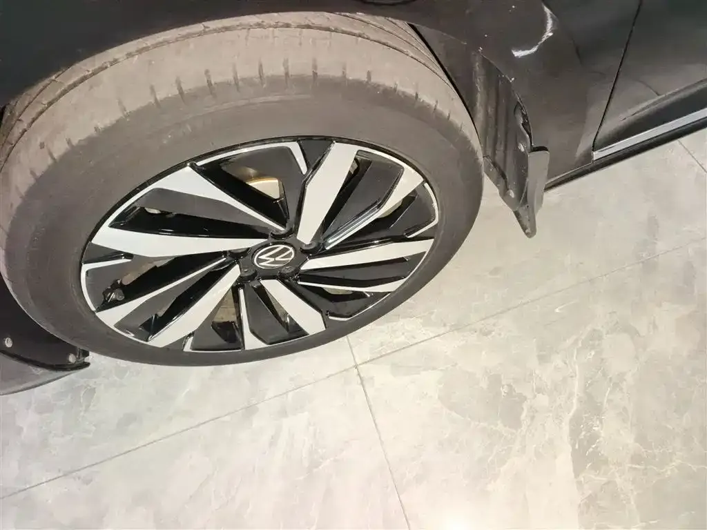 Volkswagen Passat — фото 3