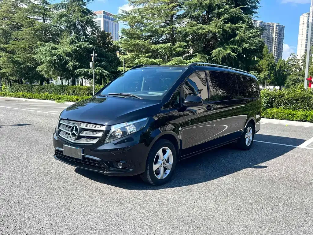 Mercedes-Benz Vito — фото 1