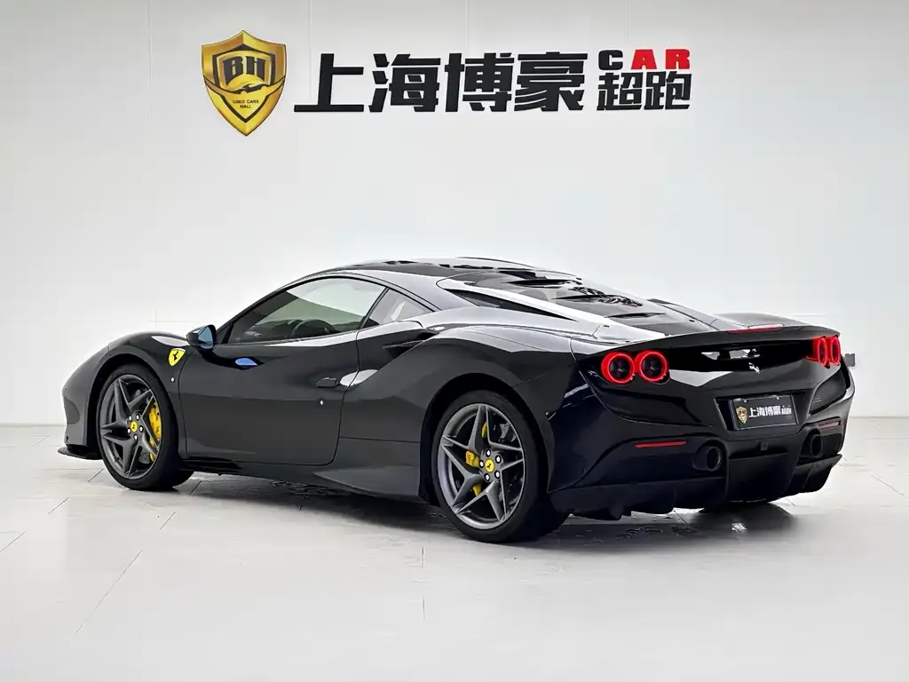 Ferrari F8 — фото 3