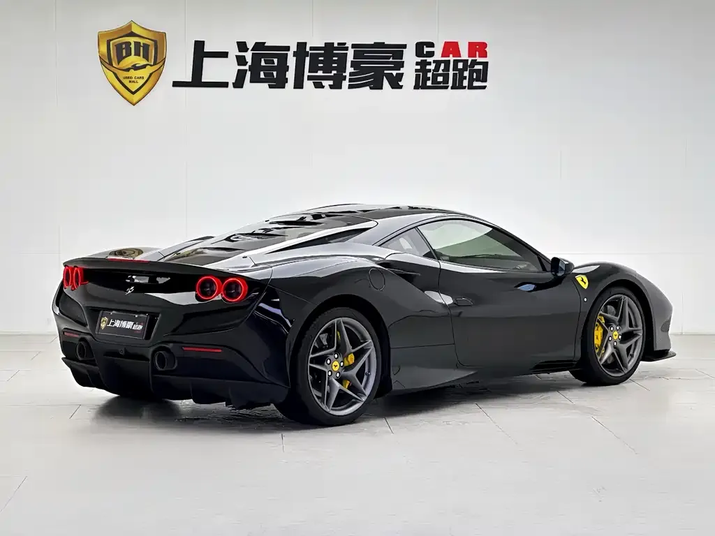 Ferrari F8 — фото 4