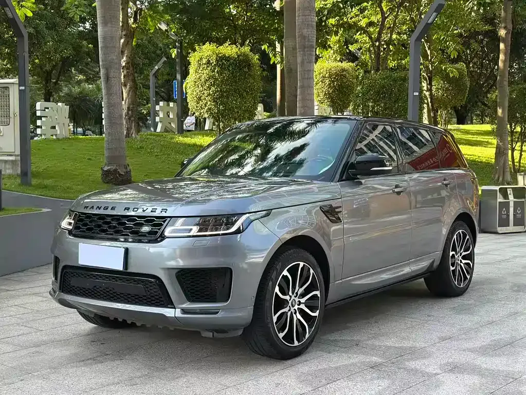 Land Rover Sport — фото 1
