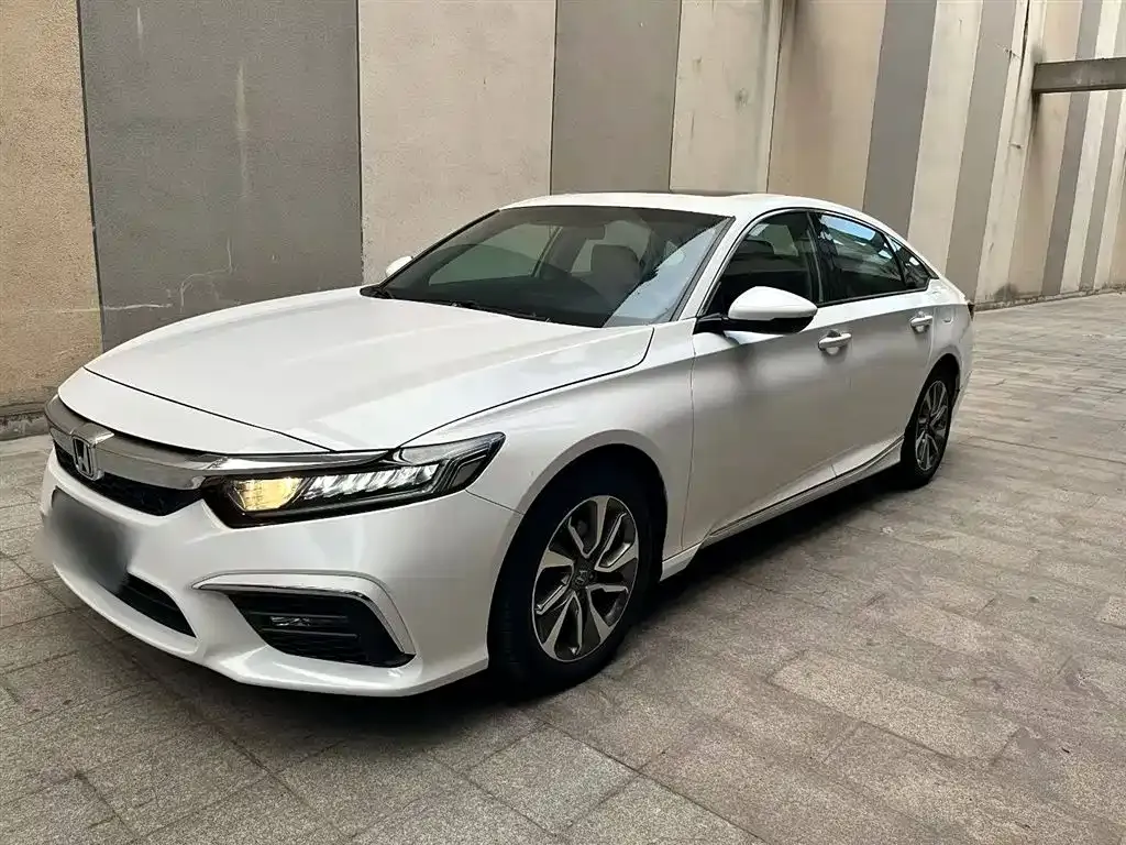 Honda Inspire — фото 1