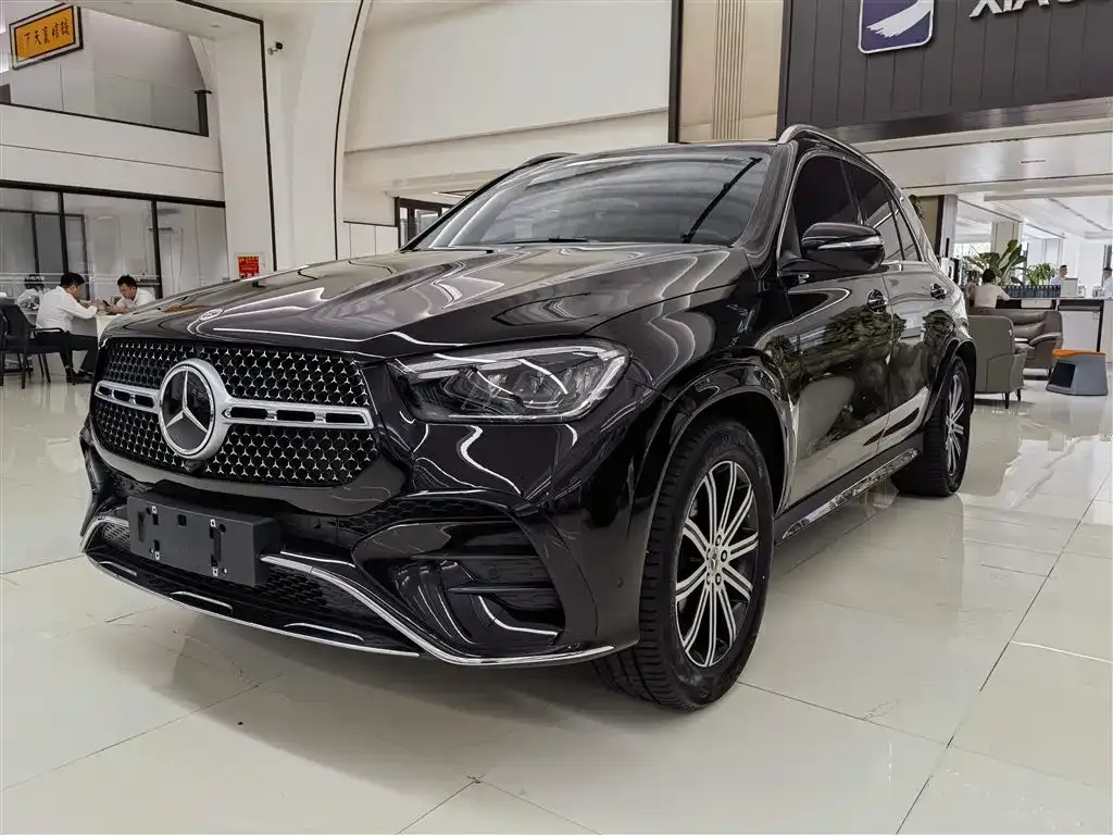 Mercedes-Benz GLE — фото 1