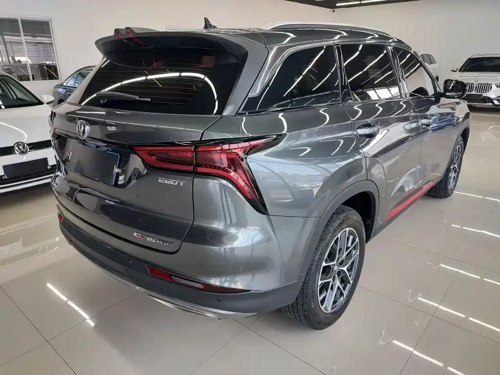 Changan CS75 PLUS — фото 4