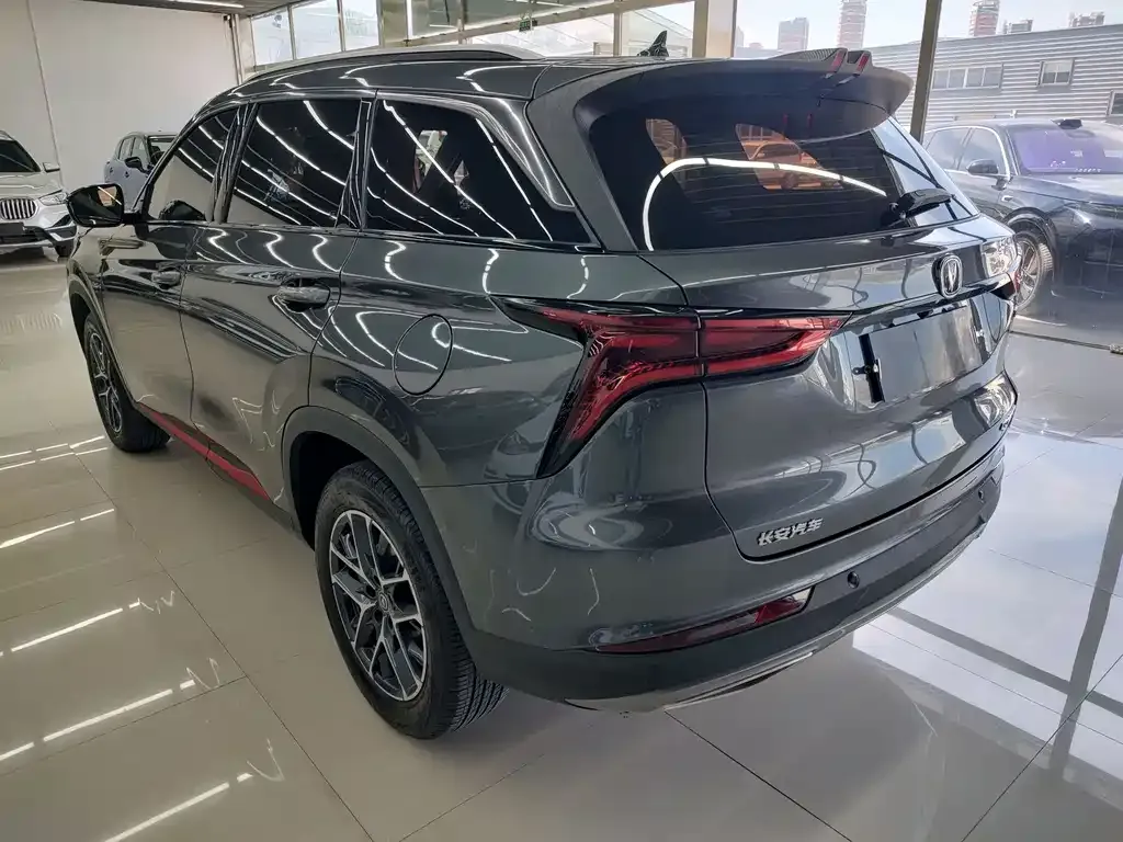 Changan CS75 PLUS — фото 6