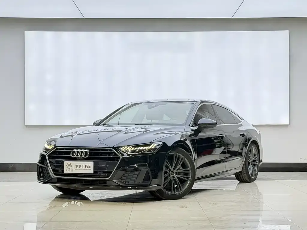 Audi A7 — фото 1