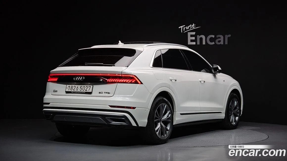 Audi Q8 — фото 2