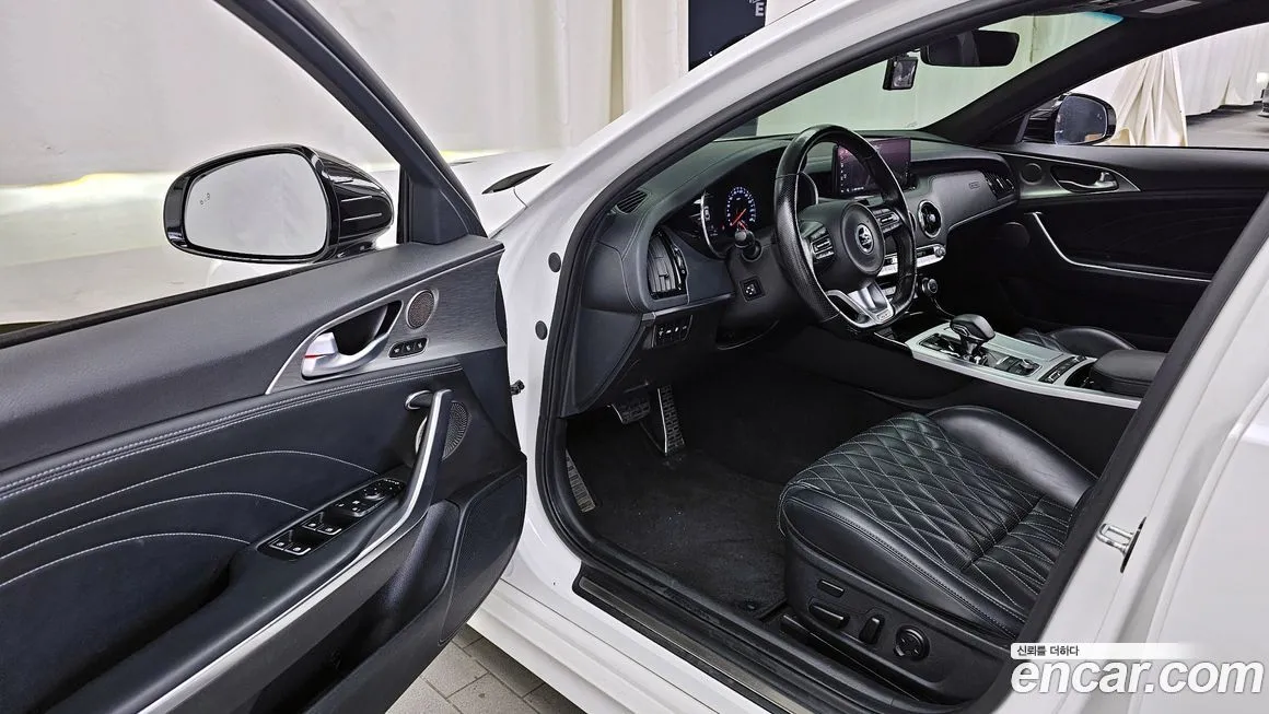 Kia Stinger — фото 10