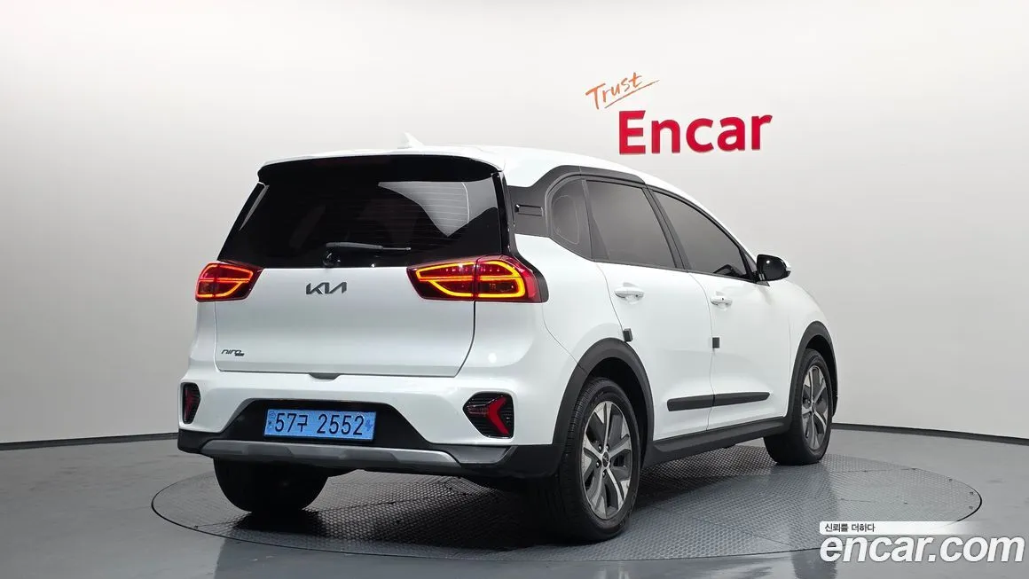Kia Niro — фото 2
