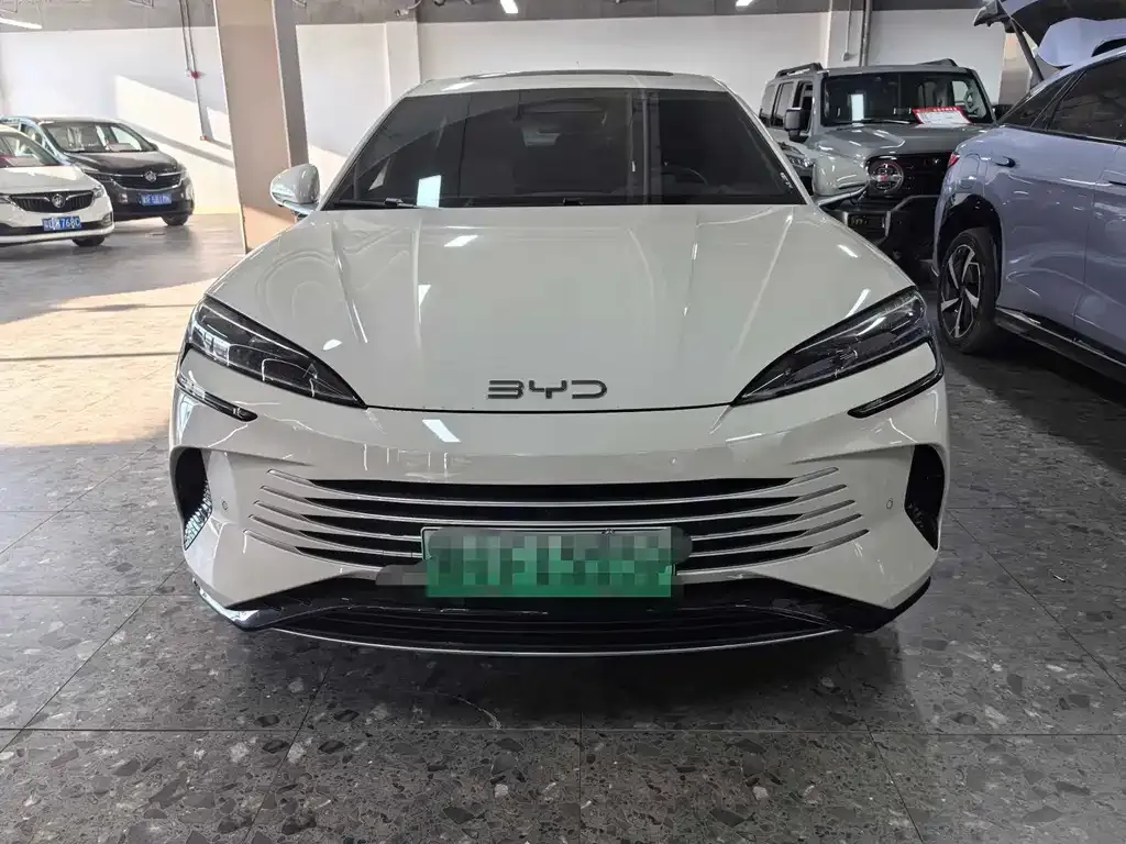 BYD Seal 07 DM-i — фото 2