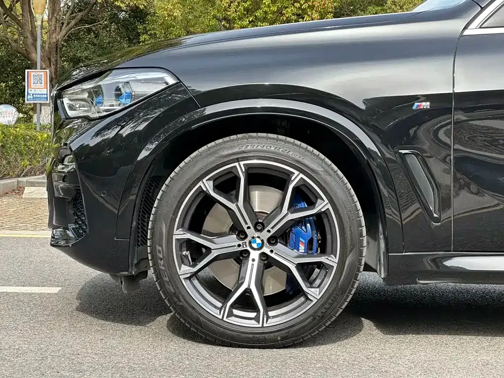 BMW X5 (Import) — фото 3