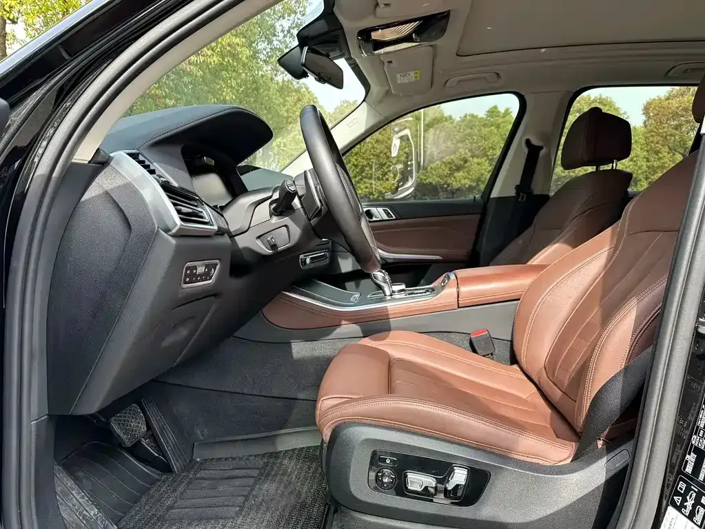 BMW X5 (Import) — фото 9
