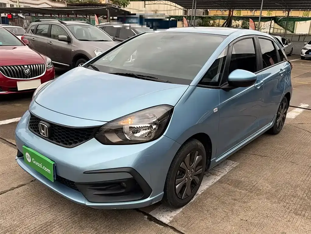 Honda Fit — фото 1