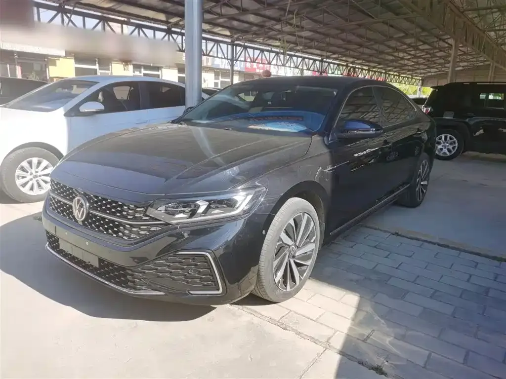 Volkswagen Passat — фото 2