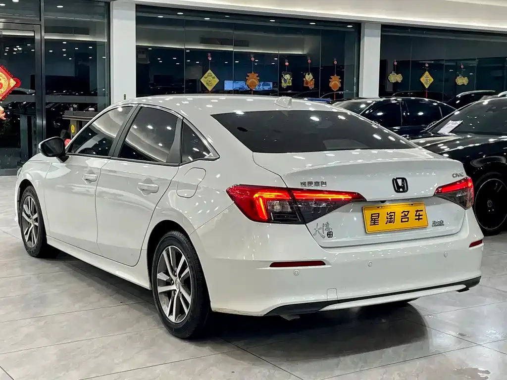 Honda Civic — фото 4