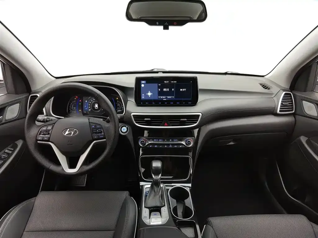 Hyundai Tucson — фото 5