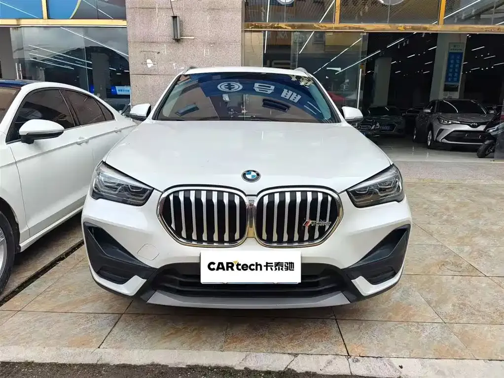 BMW X1 — фото 2