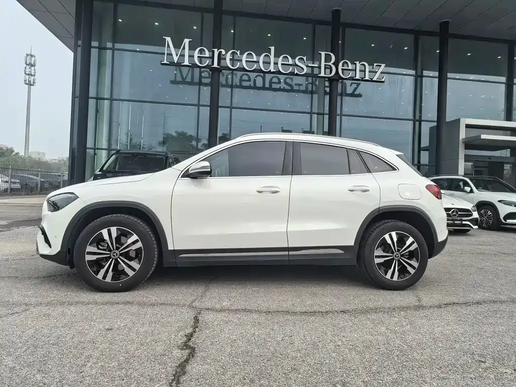 Mercedes-Benz GLA — фото 3