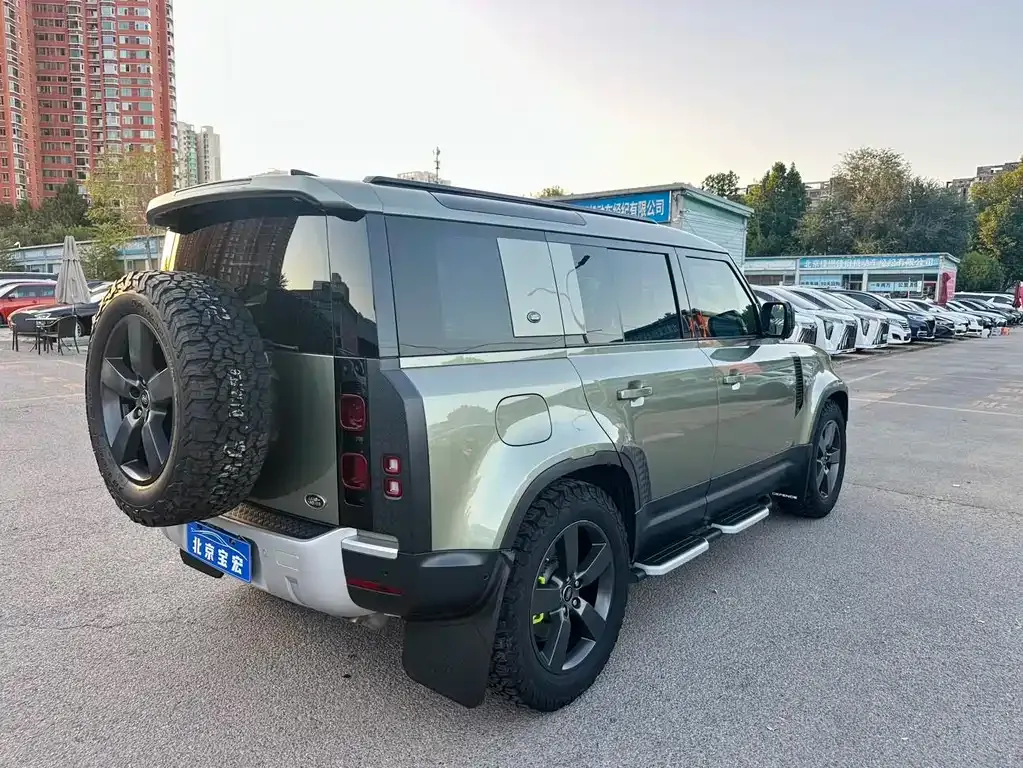 Land Rover Defender — фото 5