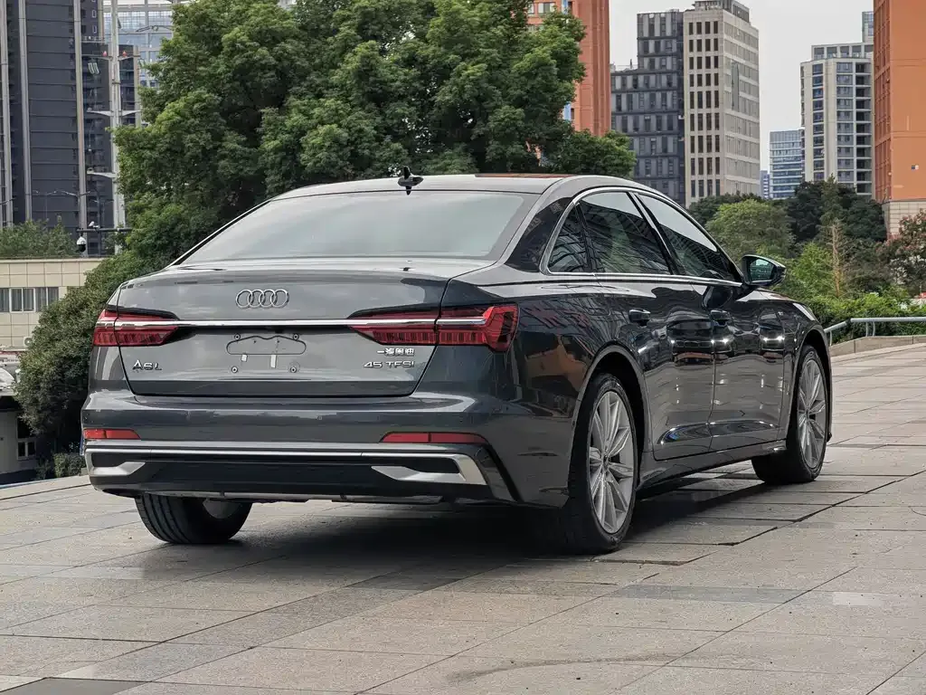 Audi A6L — фото 4