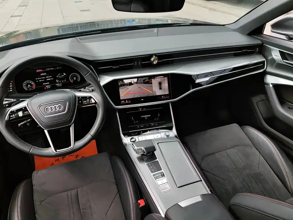 Audi A6L — фото 9