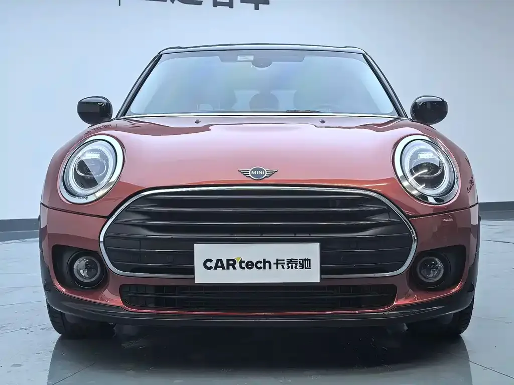 MINI Clubman — фото 2