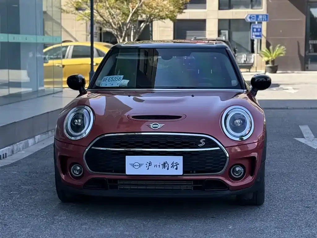 MINI Clubman — фото 2