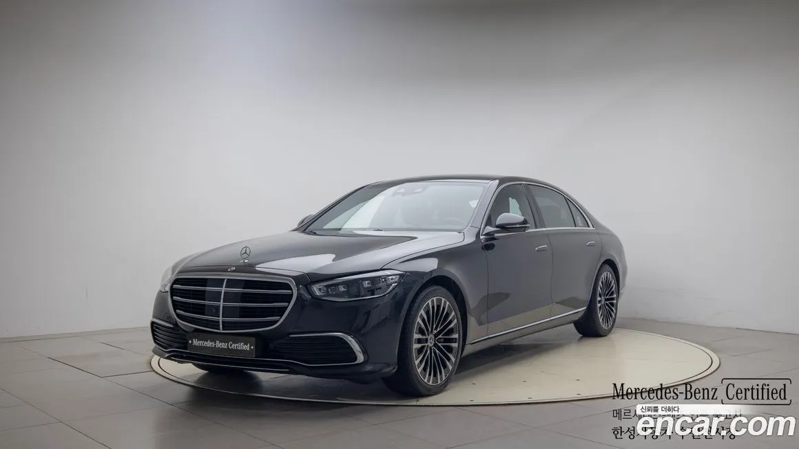 Mercedes-Benz S-Class — фото 1
