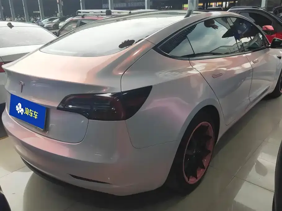 Tesla Model 3 — фото 3