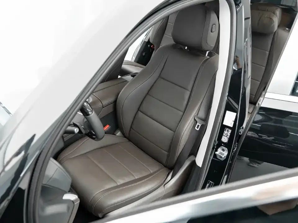 Mercedes-Benz GLS — фото 10