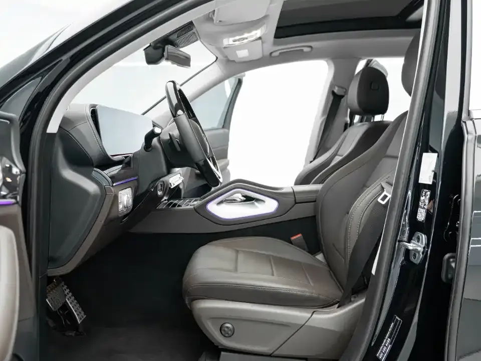 Mercedes-Benz GLS — фото 6