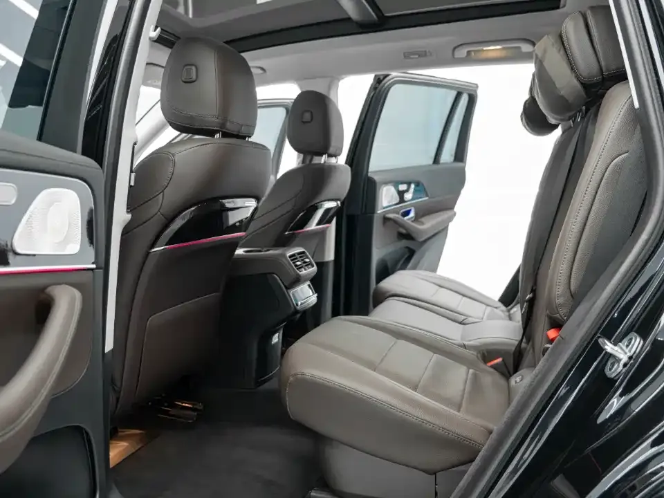 Mercedes-Benz GLS — фото 7
