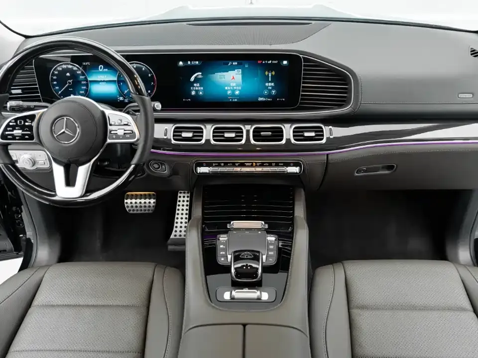 Mercedes-Benz GLS — фото 8