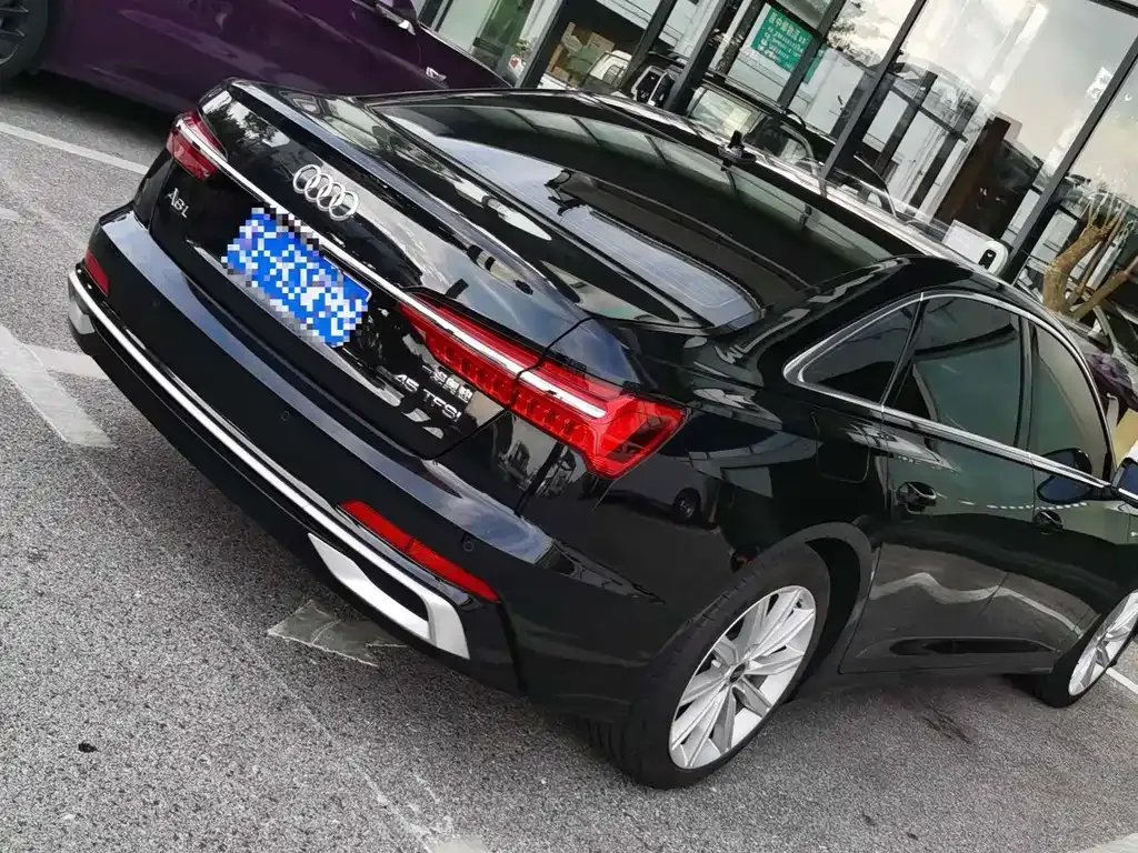 Audi A6L — фото 3