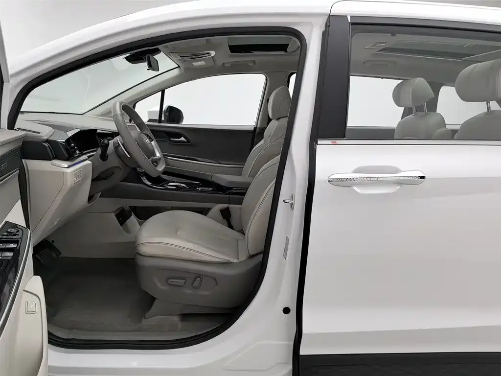Hyundai Custo — фото 10