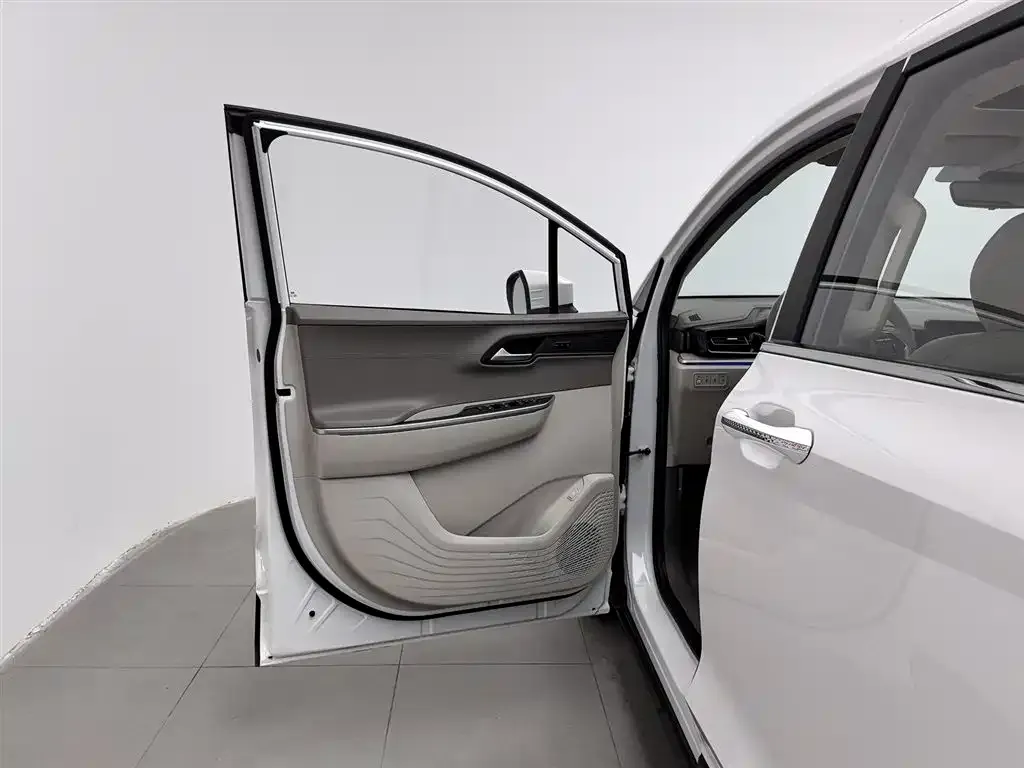 Hyundai Custo — фото 8