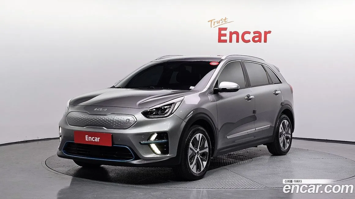 Kia Niro — фото 1