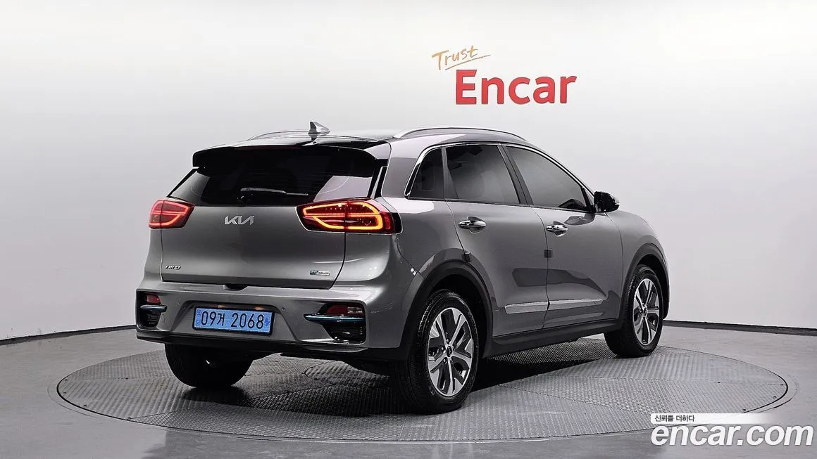 Kia Niro — фото 2