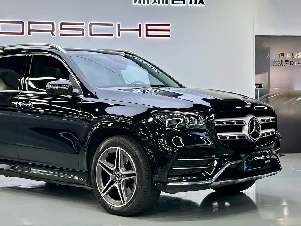Mercedes-Benz GLS — фото 10