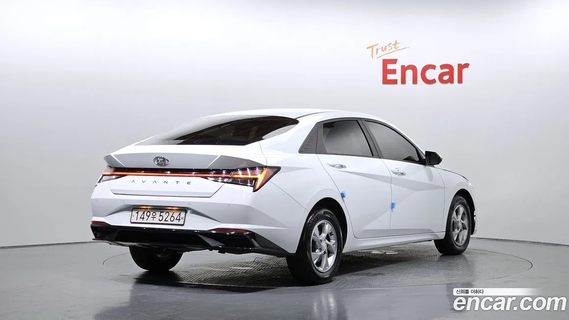 Hyundai AVANTE — фото 2