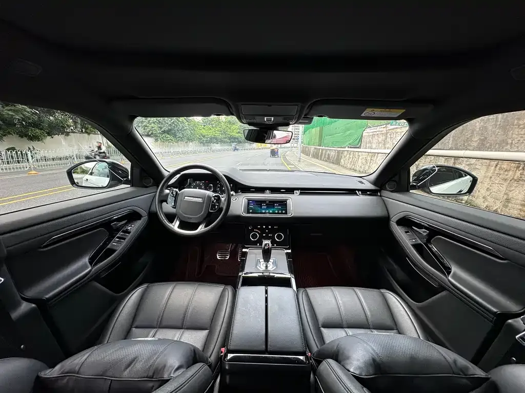 Land Rover Evoque — фото 10