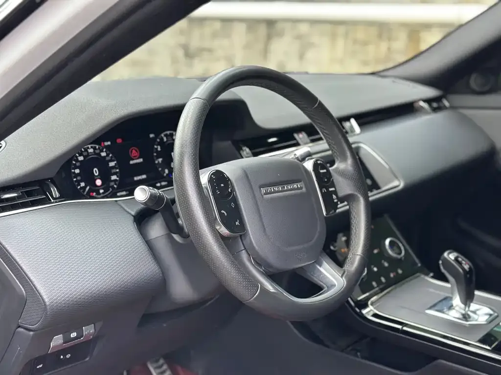 Land Rover Evoque — фото 9