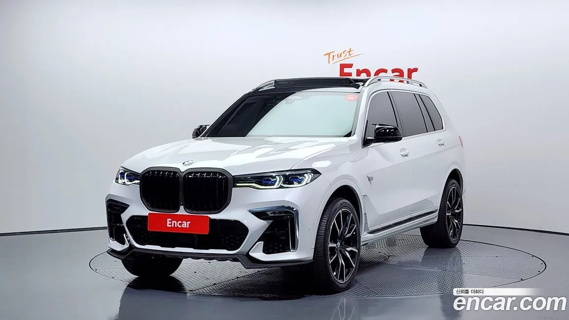 BMW X7 — фото 1