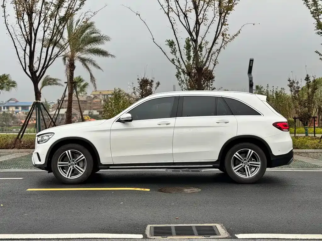 Mercedes-Benz GLC — фото 4