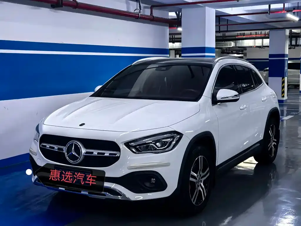 Mercedes-Benz GLA — фото 1