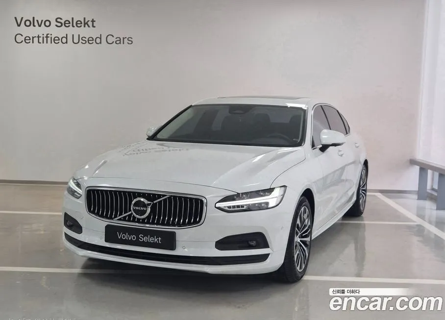 Volvo S90 — фото 1