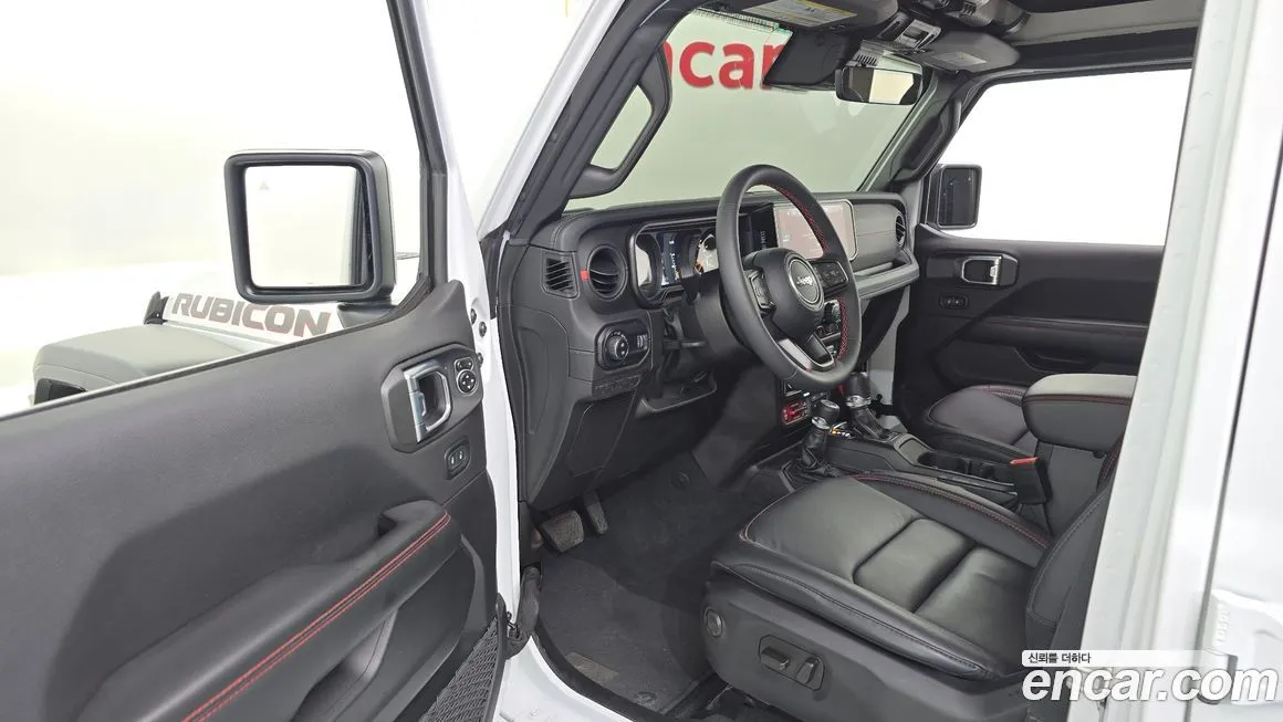 Jeep Wrangler — фото 10