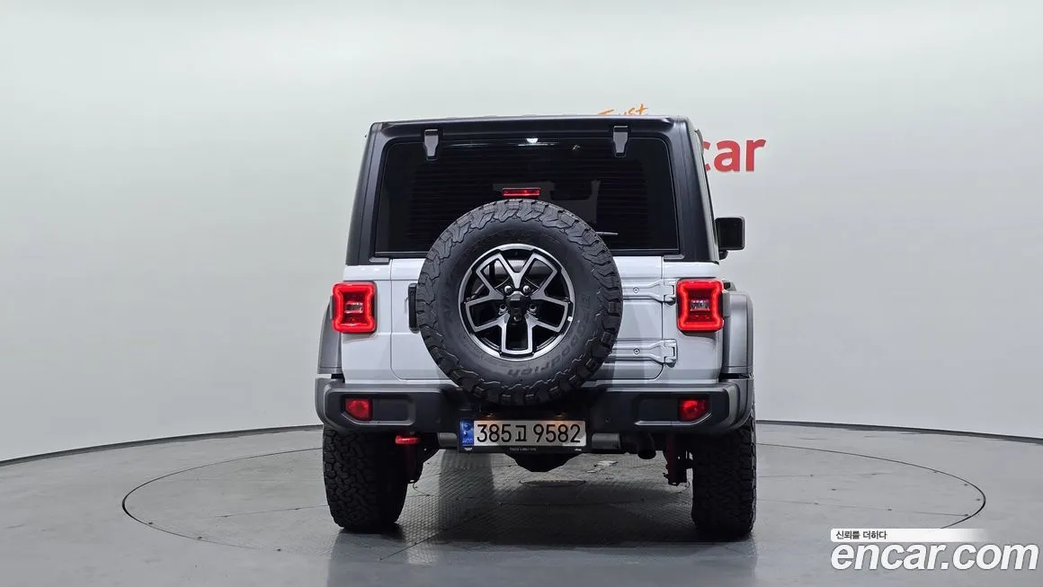 Jeep Wrangler — фото 4
